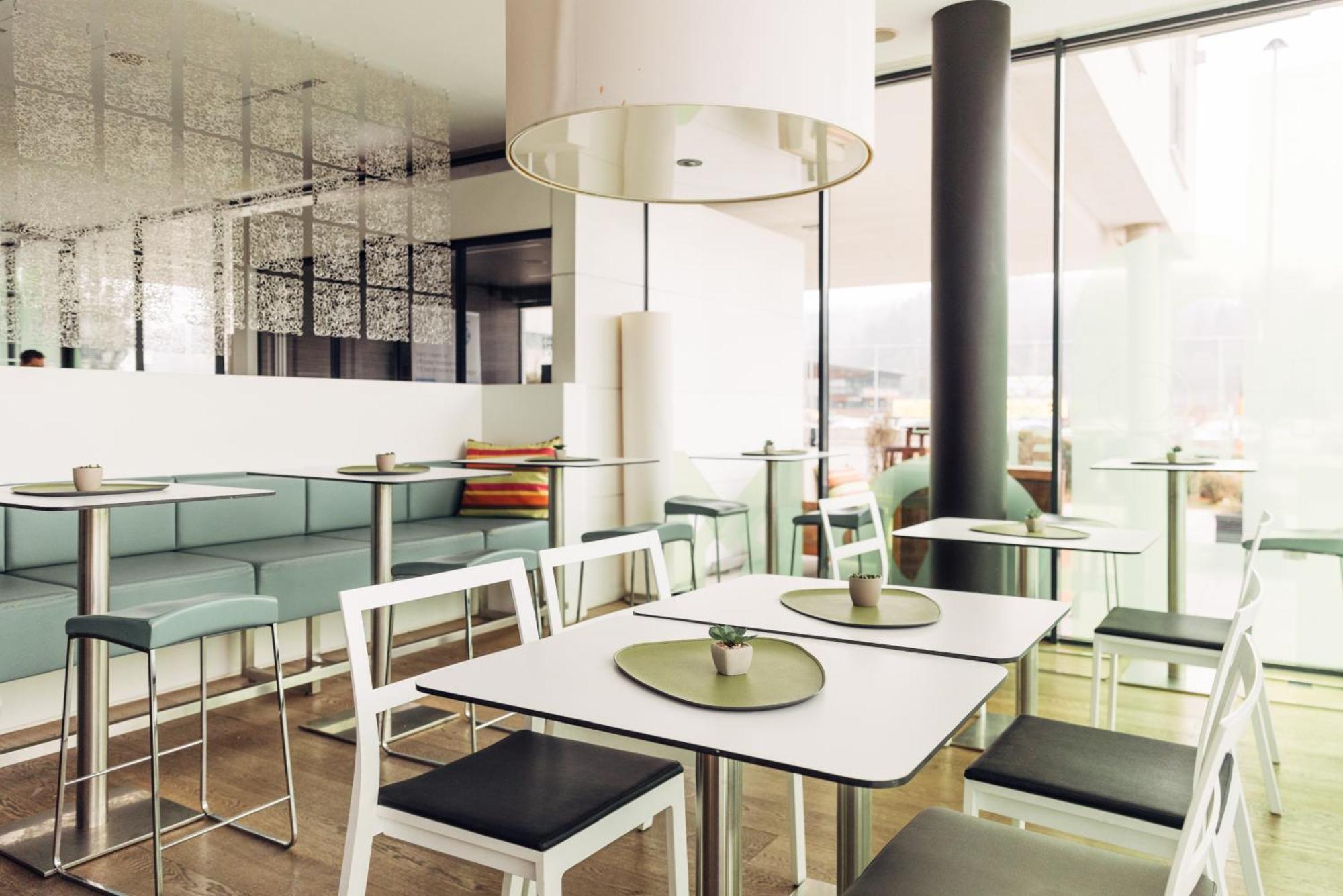 Harry'S Home Hart Bei Graz Hotel & Apartments Esterno foto