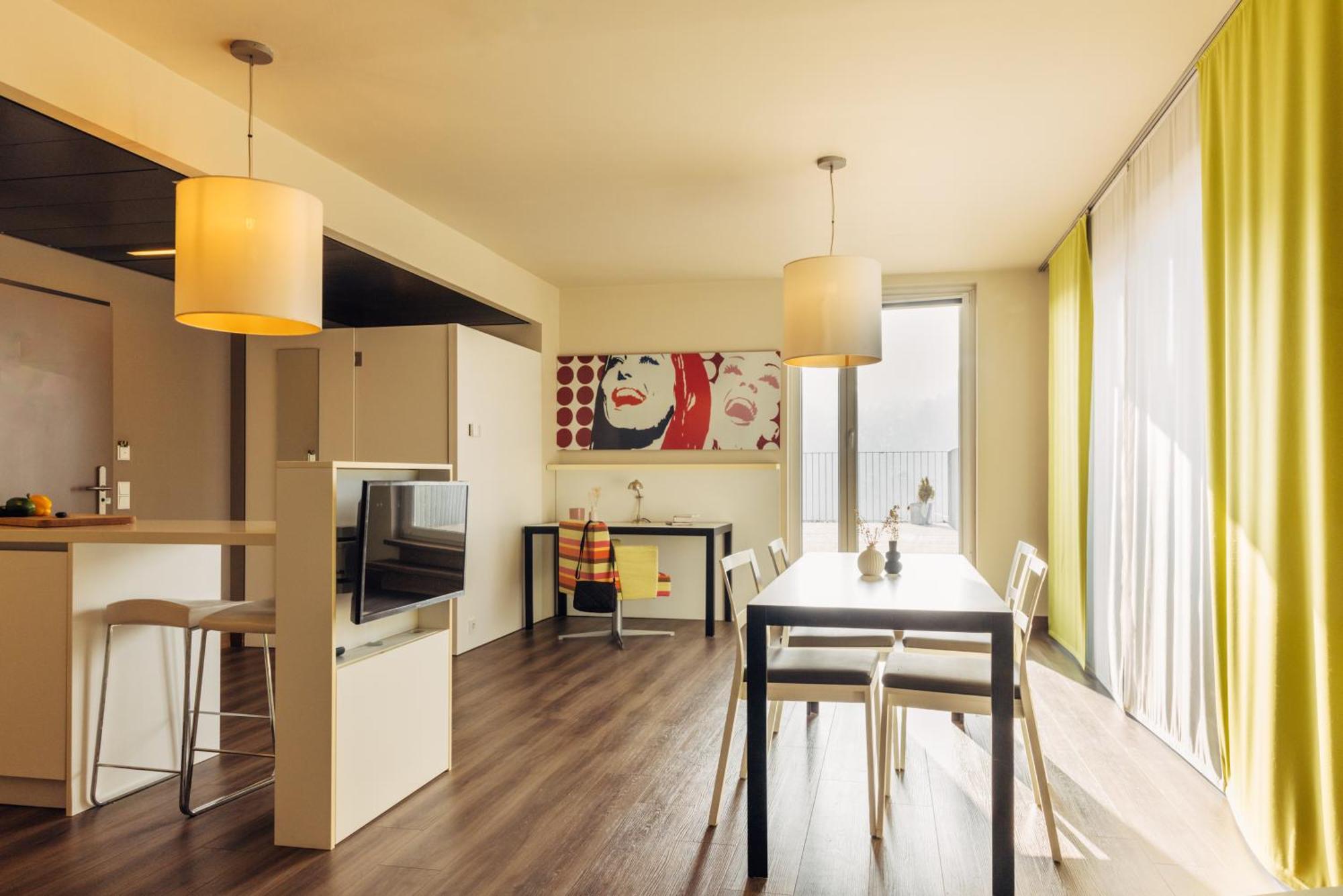 Harry'S Home Hart Bei Graz Hotel & Apartments Esterno foto